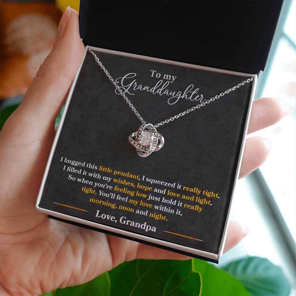 Granddaughter - I Hugged The Little Pendant - Love Grandpa